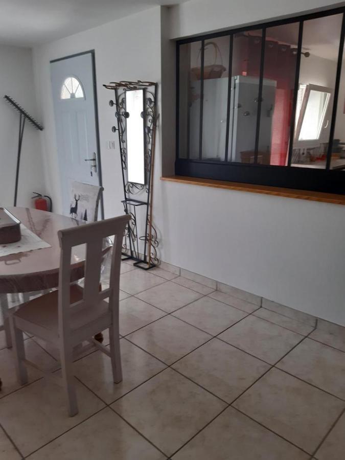Le Calme Apartment Viviers Bagian luar foto